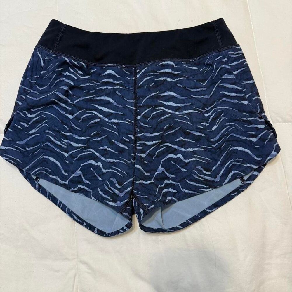 Athleta Women's Blue and Navy Shorts